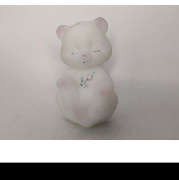 Vintage Fenton hand painted satin glass bear figurine, signed - Picture 2 of 10